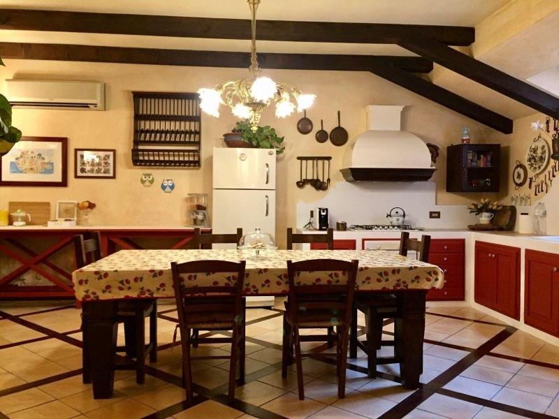 B&B Le Sorelle Сан-Леоне Экстерьер фото